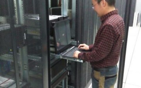 服务器维护现场_现场抽奖