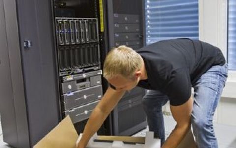 服务器软件工程究竟涉及哪些关键任务？