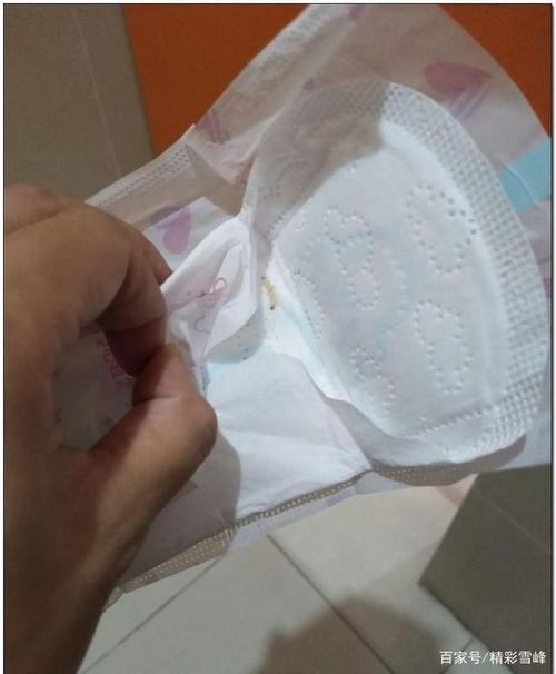 服务器上放卫生巾什么意思