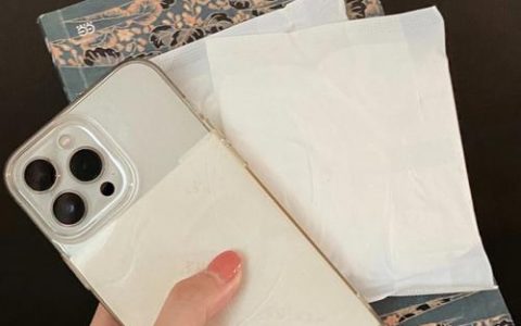服务器上放置卫生巾，这一行为究竟意味着什么？