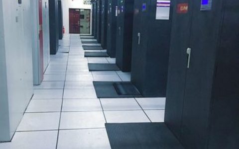 如何确保服务器维护托管和应用托管的高效与安全？