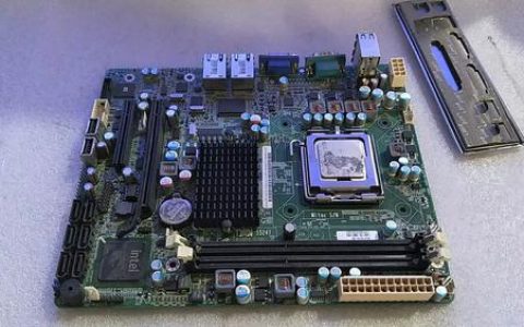 如何实现高效服务器主板定制以优化设备硬件管理？