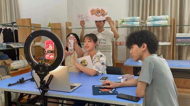 大学校园直播_直播