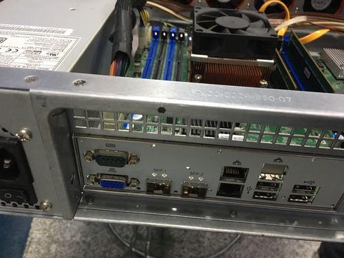 网吧一般用的是什么服务器