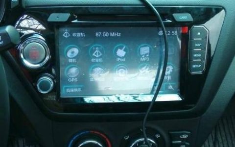 K2设备上如何正确插入U盘？