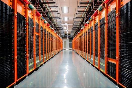 为什么全世界只有13台根服务器