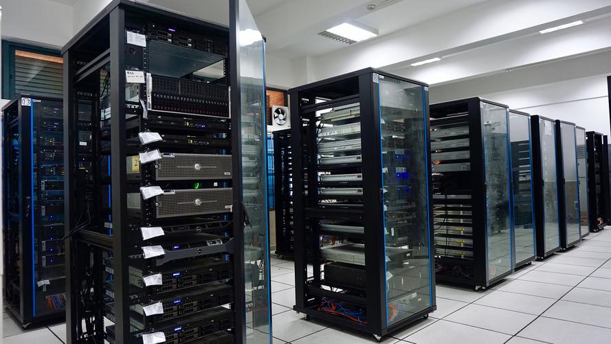 域名服务器上存放着主机的什么