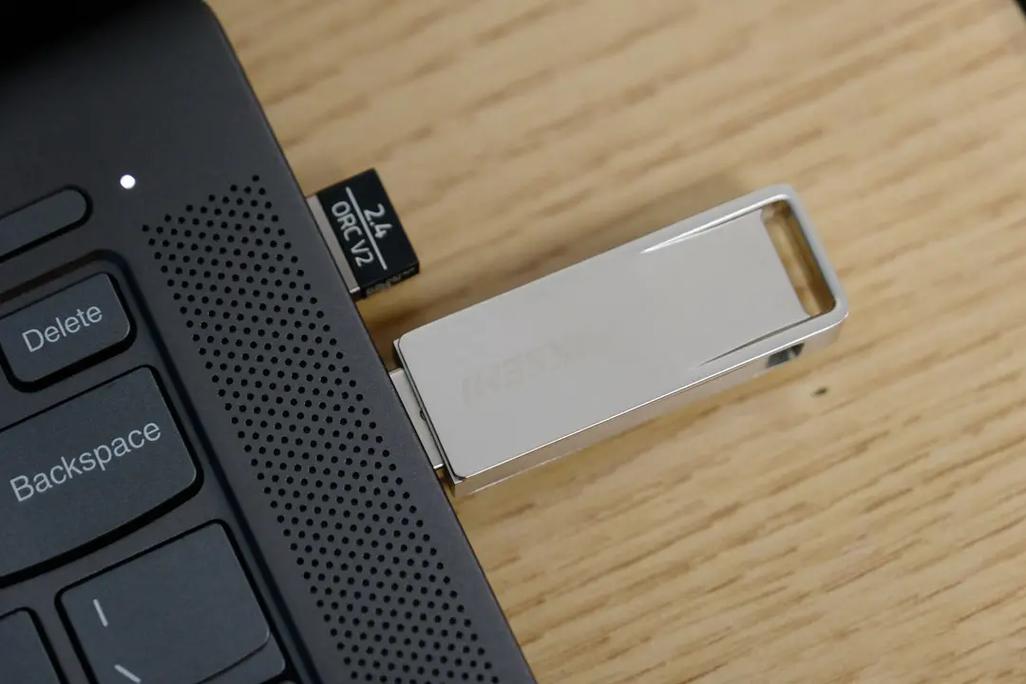 U盘保存的东西在哪里