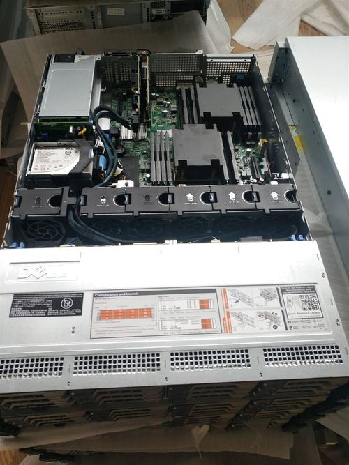 服务器上能装很多硬盘的是什么