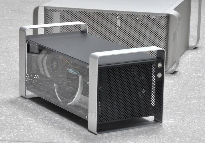 工作室用什么服务器比较好