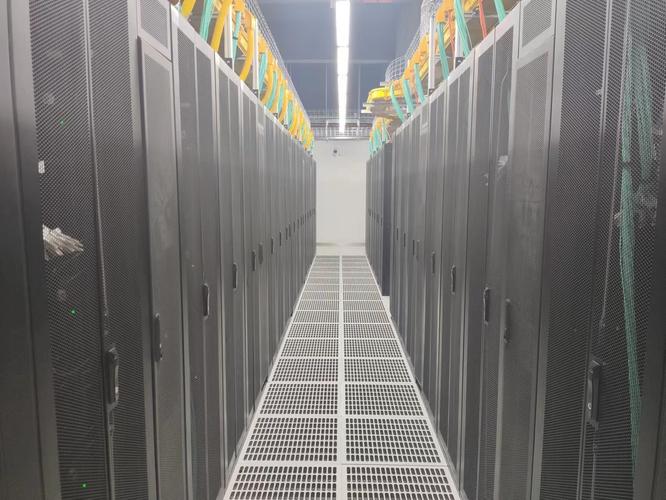 服务器一般在什么区域内