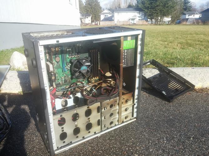 毁服务器的装置是什么样的