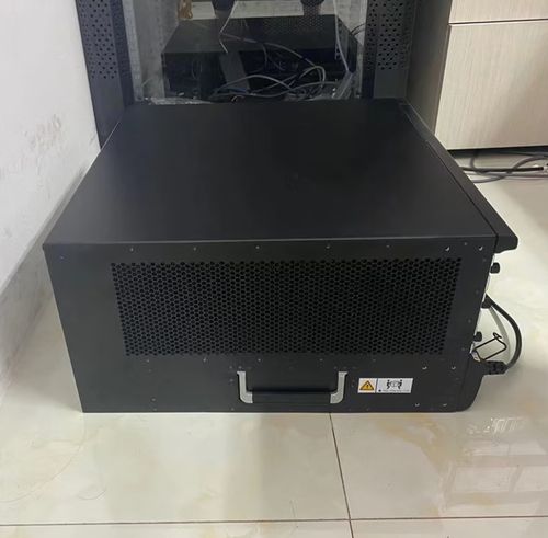 服务器机框是干什么的