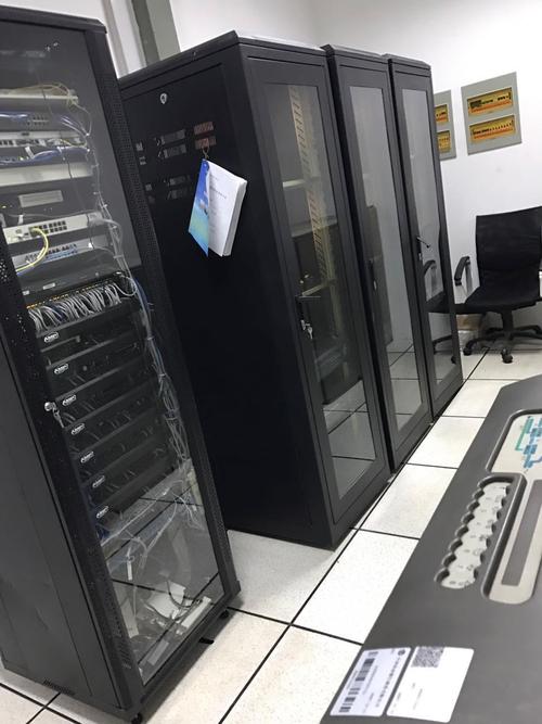 金融机构服务器是什么意思啊