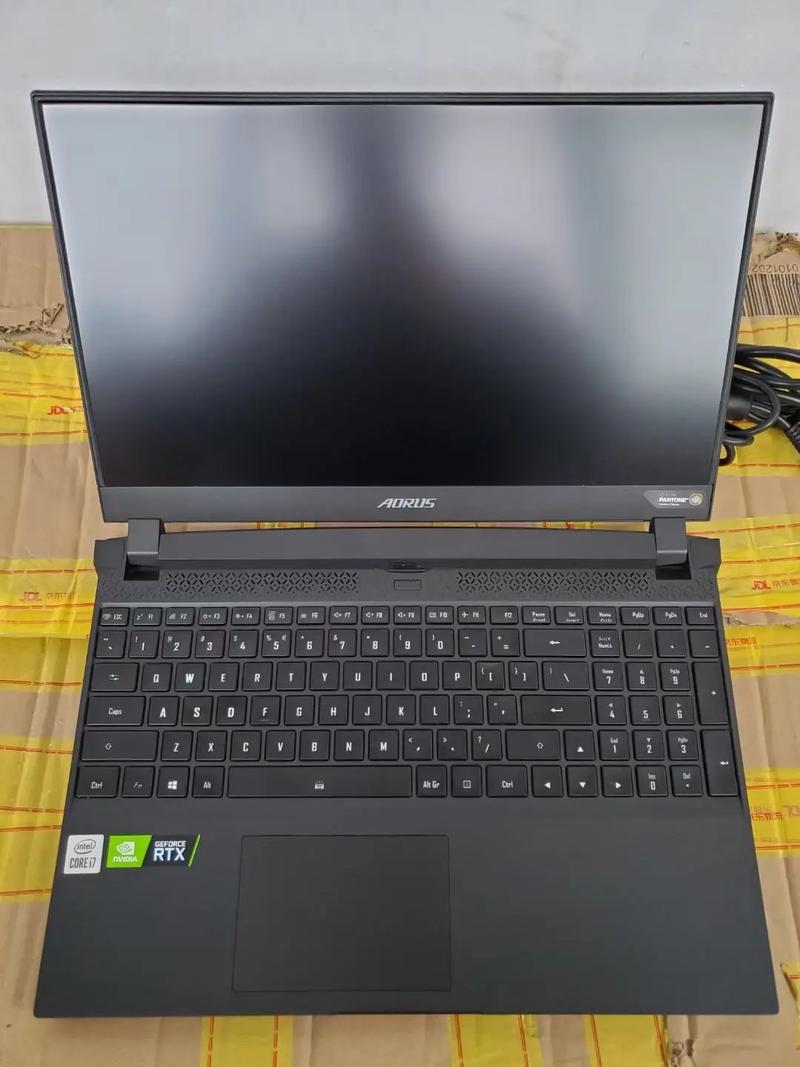 技嘉aorus15系统装哪里