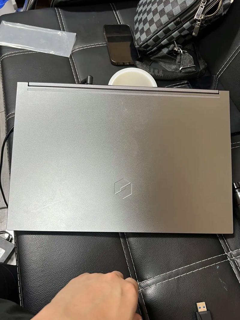 机械革命蛟龙BIOS去哪里下载