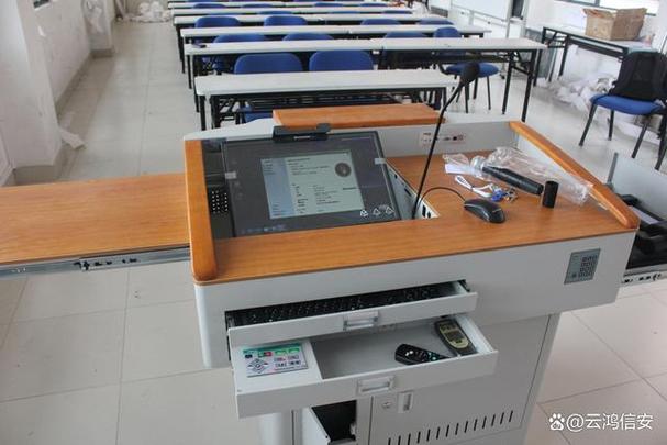 学校信息教室的服务器有什么用