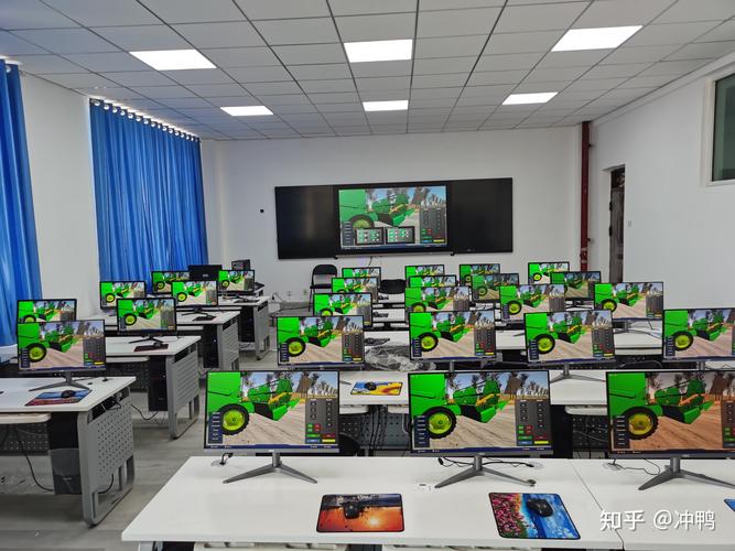 学校信息教室的服务器有什么用