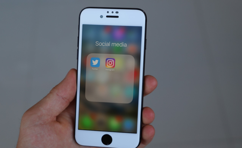 如何在苹果手机上找到并下载网校应用程序？