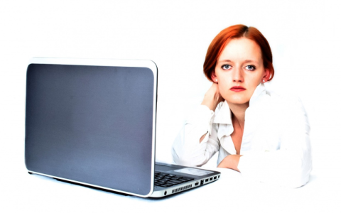 如何在笔记本电脑上快速找到截图功能？