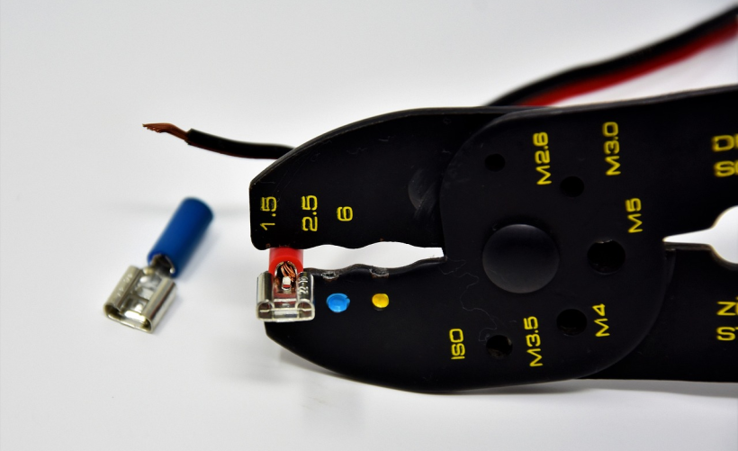 如何找到并设置Windows 10的启动声音？