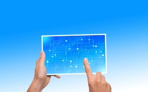 如何在Windows 10中找到并卸载软件？