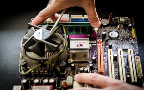 寻找U型号内存卡的终极指南，哪里能够买到？