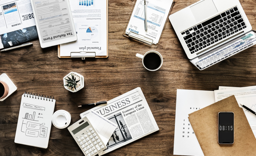 如何在Windows 10中找到并打开U盘？