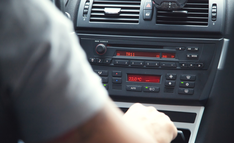 如何确定lbp623cdn打印机的正确驱动程序？