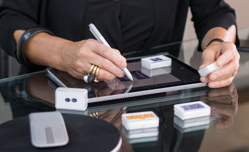 如何确定电脑安装的操作系统？