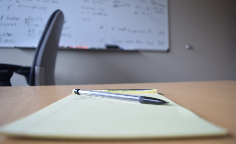 如何查找C盘的系统日志文件？