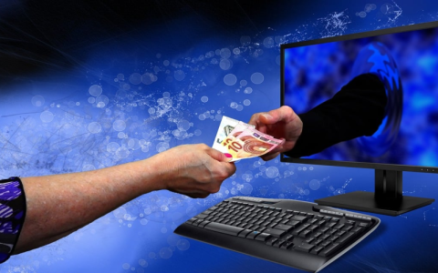 如何找到Windows 10中的高级选项设置?