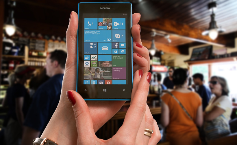 微软Windows 10最新更新，如何查找并安装最新版本？