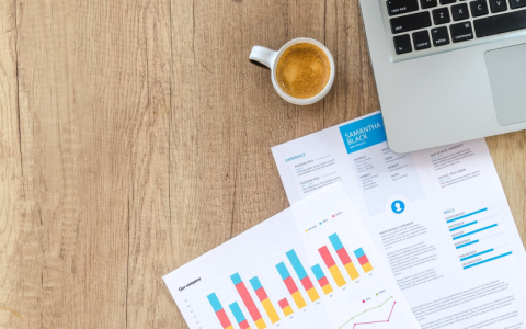 如何高效地使用U盘传输大型文件？