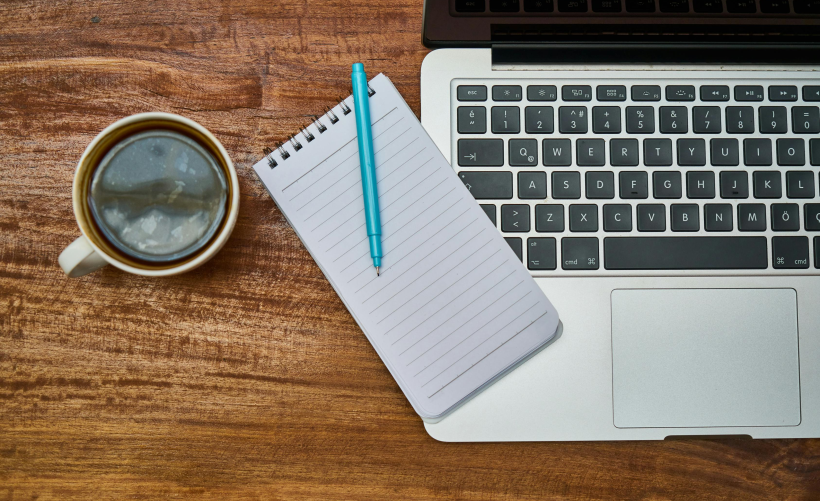 如何正确在幻灯片中添加备注？