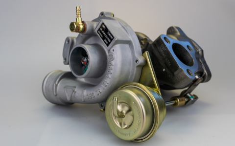 如何确保CDN3E电动机保护器在工业应用中提供最佳性能？