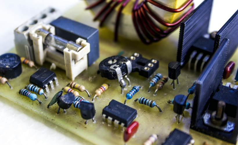 在拥有10兆带宽的服务器上，使用CDN是否必要？