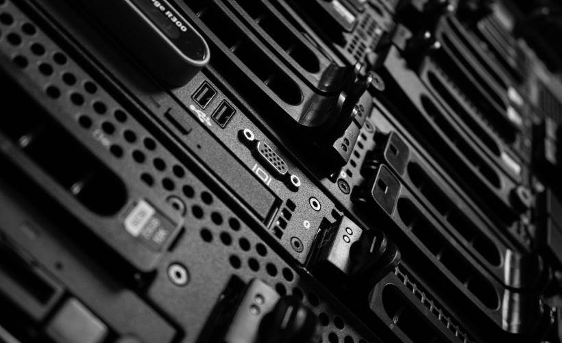 CDN节点与云服务器，哪个更适合您的需求？