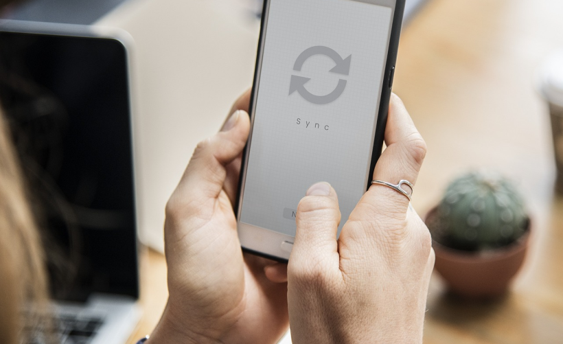 使用CDN时，还需要在原服务器上保存图片或视频吗？