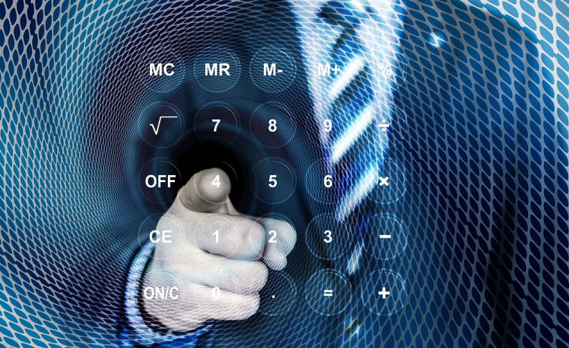 在计算CDN流量时，是否应将回源流量纳入考虑？