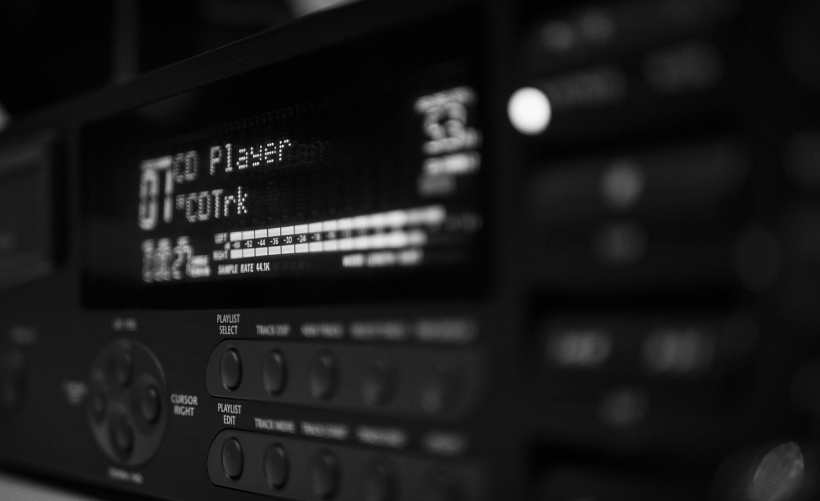 如何正确安装京瓷P5021cdn打印机的自带光盘驱动？