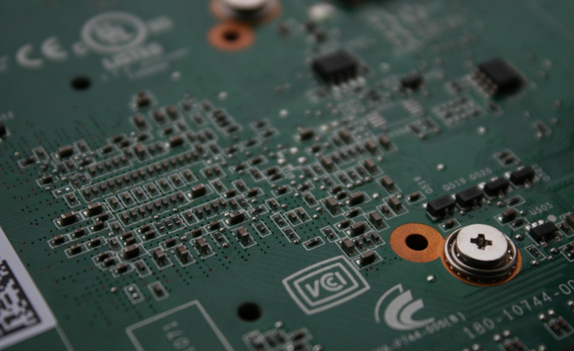 如何更换京瓷打印机P6230CDN的小配件？