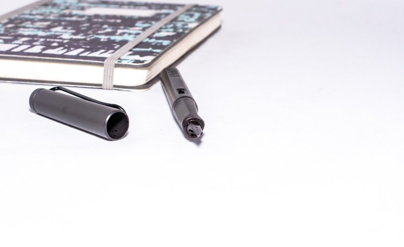 如何更换京瓷打印机P6230CDN的小配件？