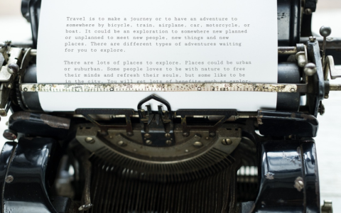 为什么使用兄弟3150cdn打印机时，打印出来的上半张纸有文字？