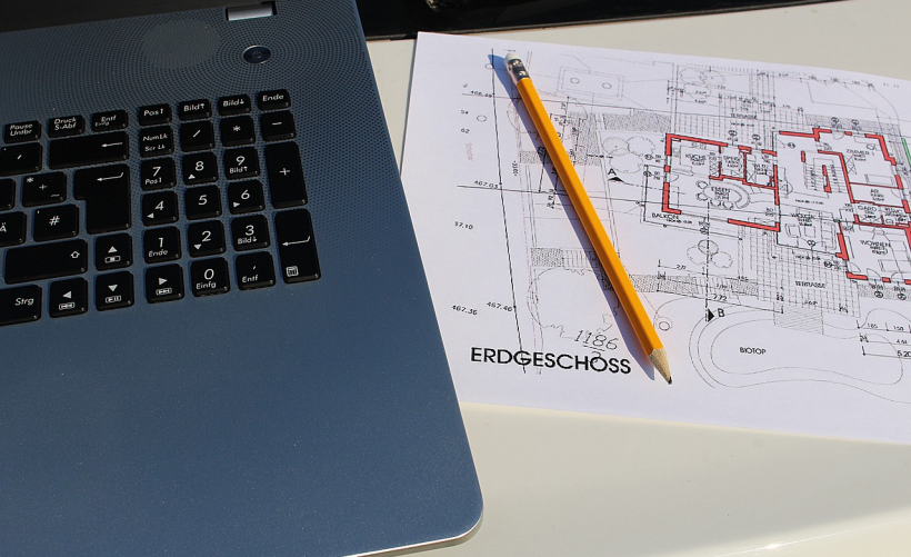 使用多个CDN对网站性能有何影响？