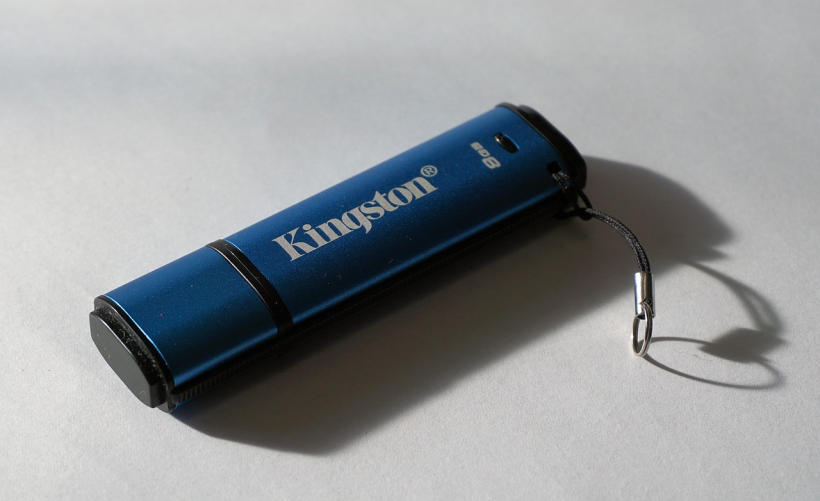 如何正确使用立思辰GA7530cdn？