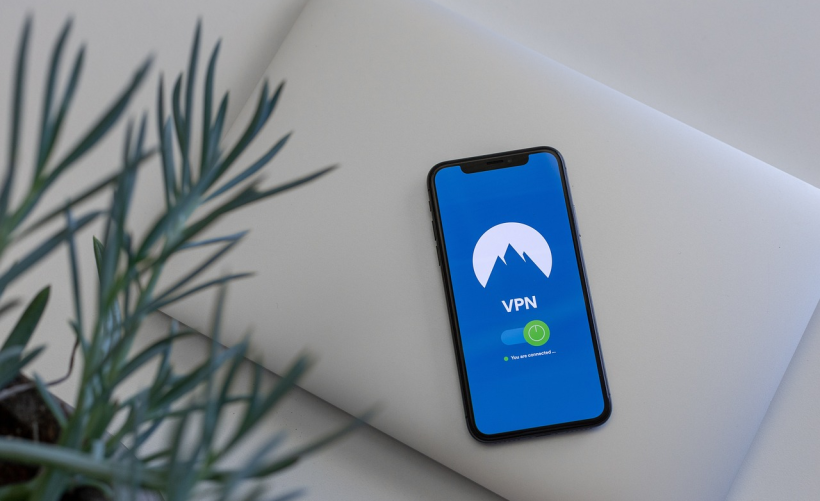 如何为一个IP地址配置多个域名使用CDN服务？