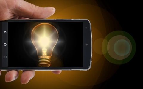 服务器带宽不足时，使用CDN能解决问题吗？