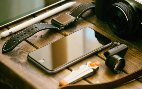 京瓷P5021cdn打印机如何手动送纸?