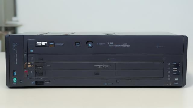 服务器都是sas硬盘吗